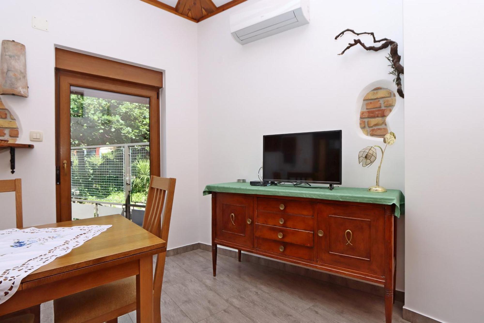 Apartments With A Parking Space Opatija - Pobri, Opatija - 7813 Matulji Chambre photo